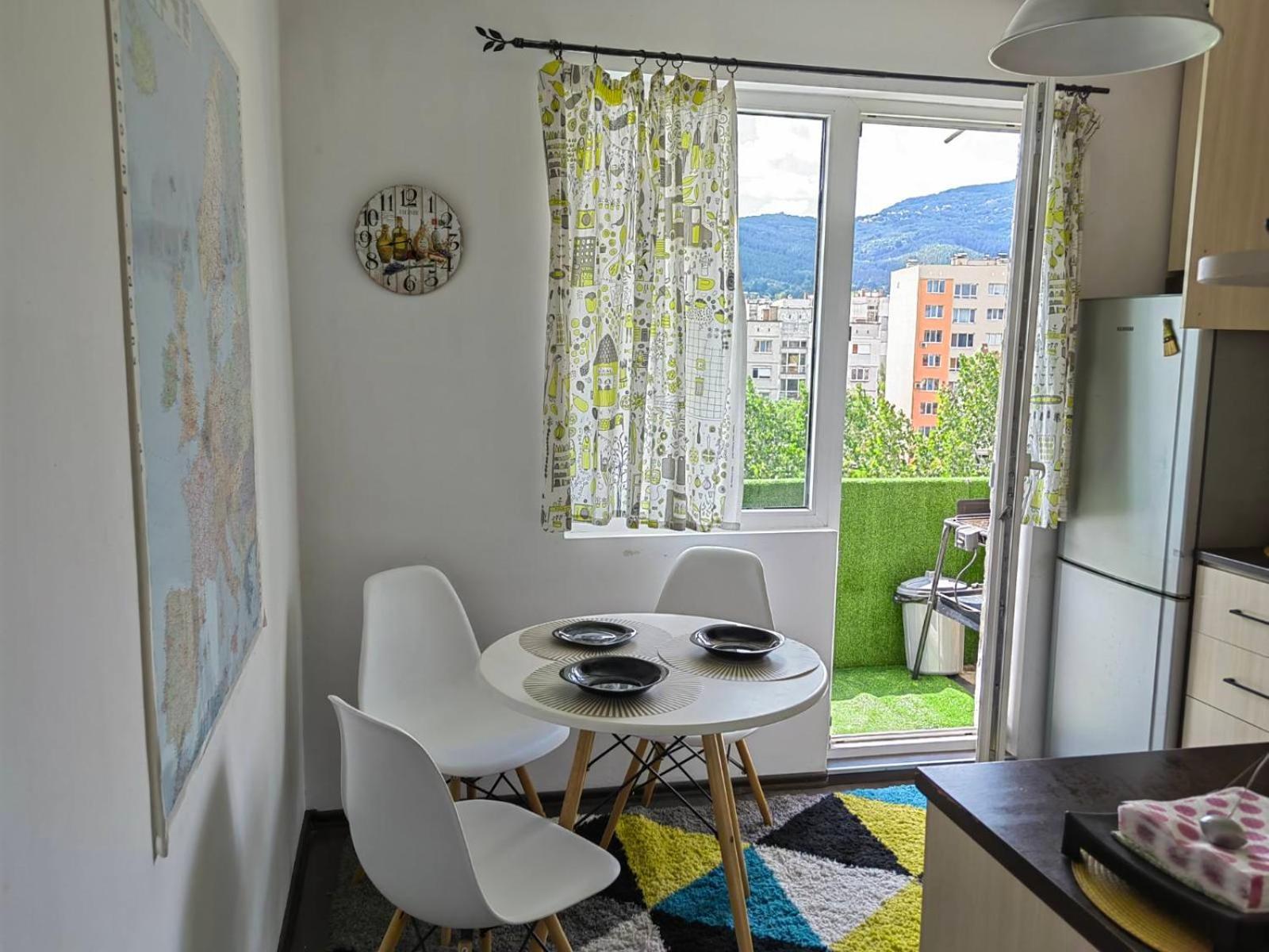Alexander Apartments Kyustendil Buitenkant foto
